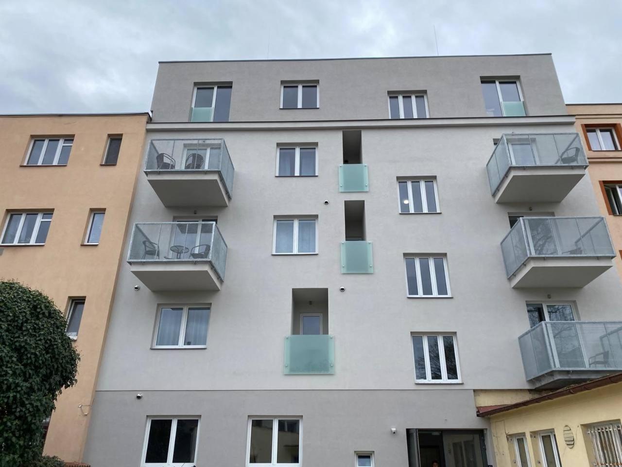 Apartmán Perla Hradce 101 Hradec Králové Exteriér fotografie